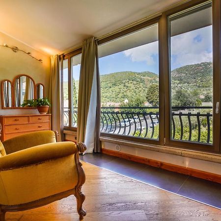 Bed and Breakfast Sa Domo E Giuanne E Giuanna Bosa Exterior foto