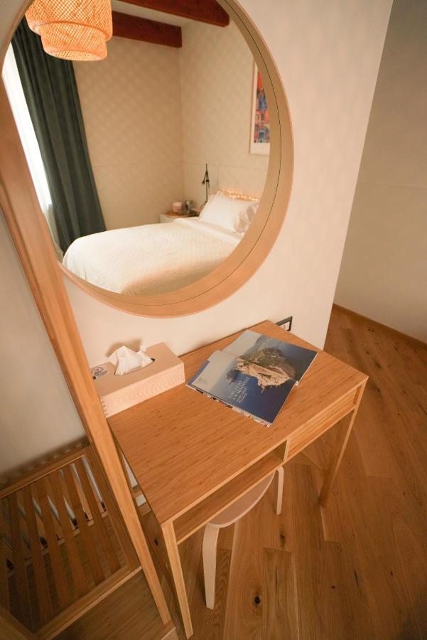 Bed and Breakfast Sa Domo E Giuanne E Giuanna Bosa Exterior foto