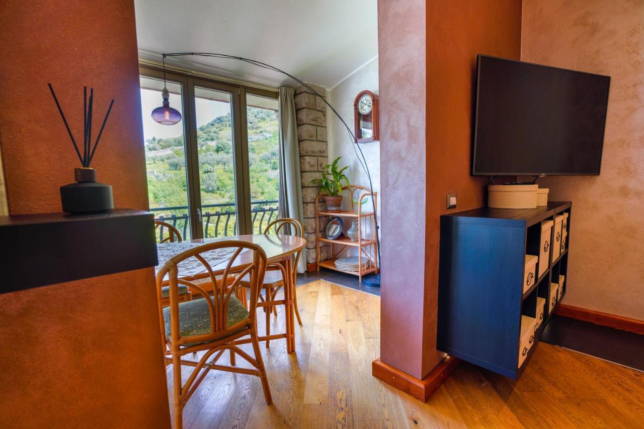 Bed and Breakfast Sa Domo E Giuanne E Giuanna Bosa Exterior foto